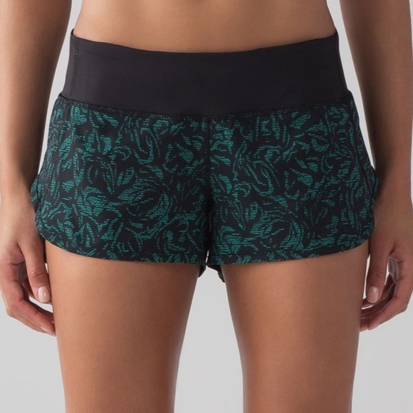 lululemon athletica Pants - Lululemon Speed Short (4-way Stretch 2.5") Thrive Viridian Green Black / Black